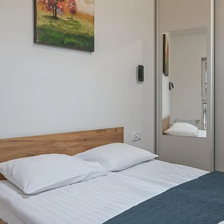 Zeromskiego 7 Ltc - * Gdynia